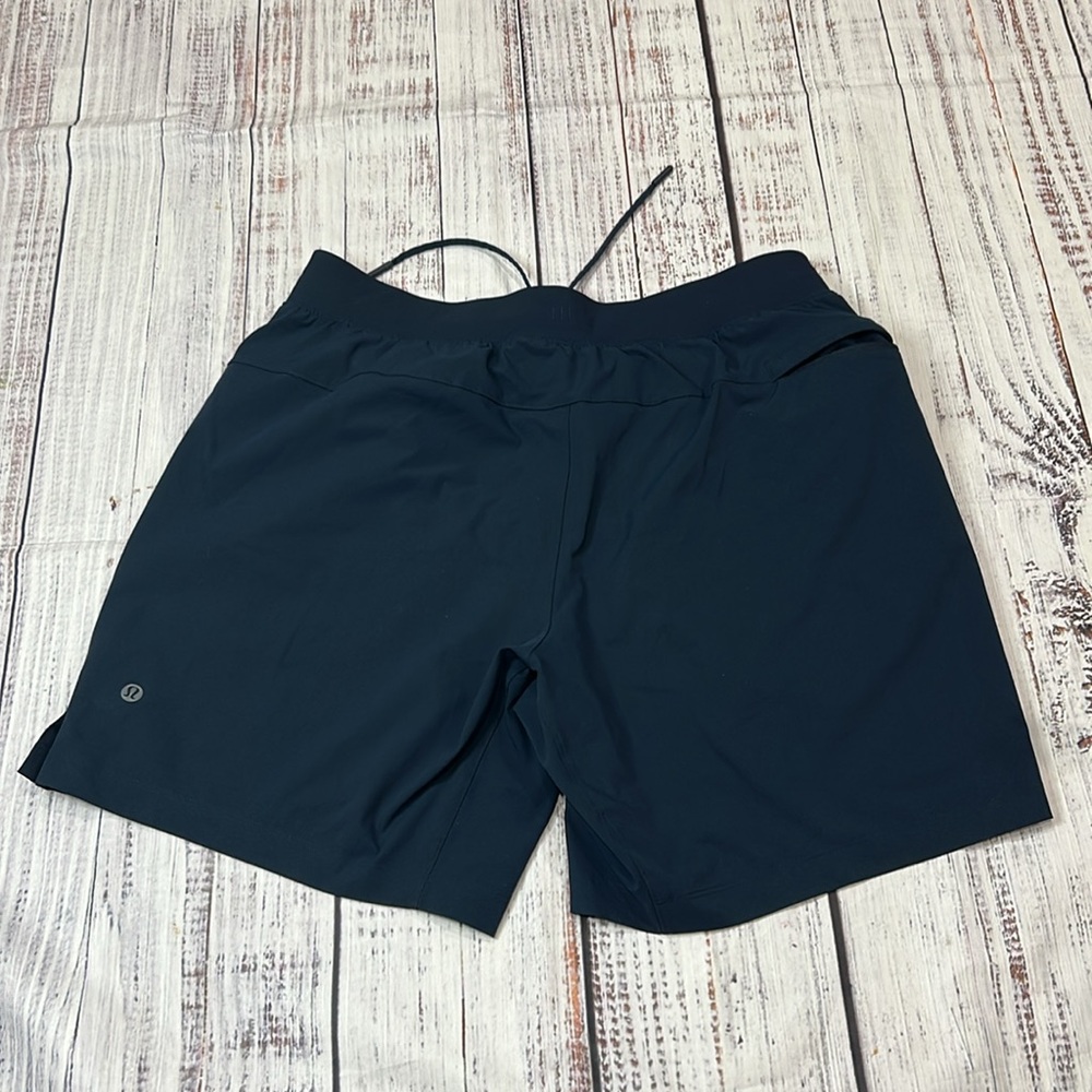 Lululemon Short 7” - Picture 5 of 9